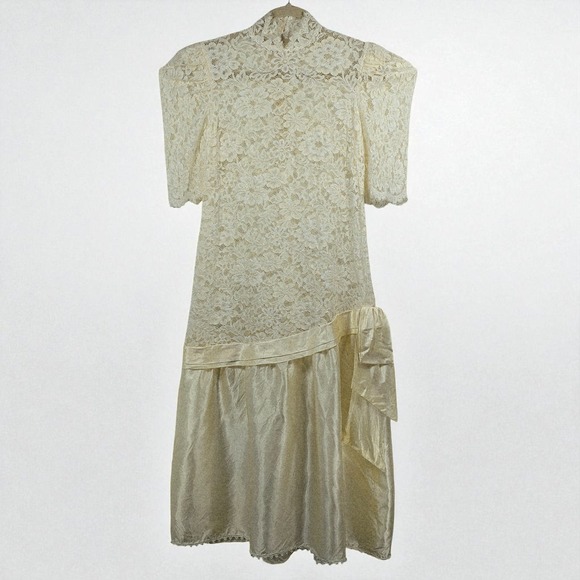 Vintage Lace Dress Sleeves Buttons Ribbon Detail Ivory Cream Women Prom, Bridal - Picture 1 of 9